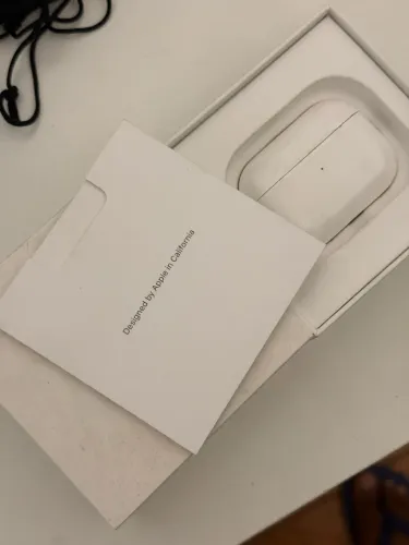 AirPods Pro 2 Original Apple Semi Novo com Caixa