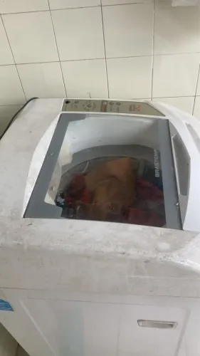 Vendo máquina para retirada de peças
