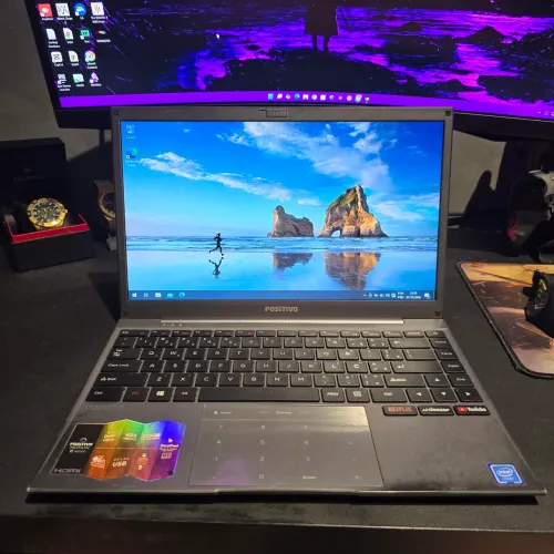 Notebook Positivo extra! 4gb de ram de 500gb de armazenamento.