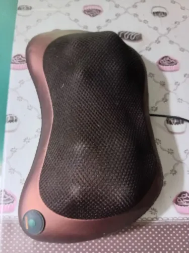Massageador pescoço veicular