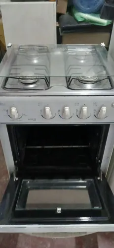 Vendo um fogão esmaltec bem conservado barato funcionando perfeitamente 