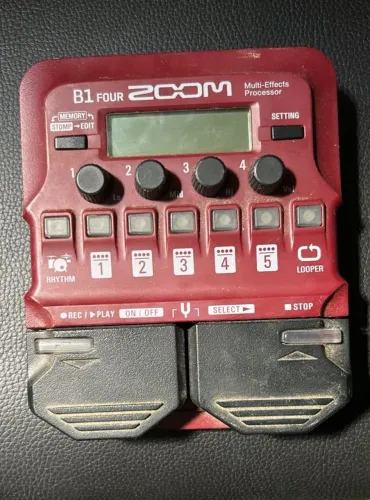 Zoom B1 Four