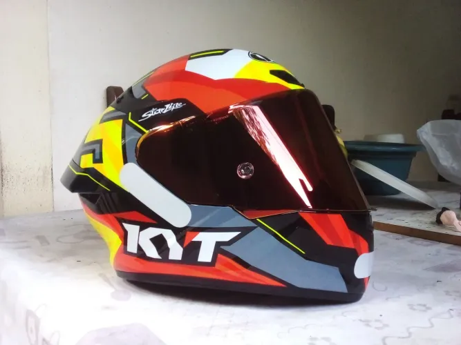 Capacete KYT Jaume Masia novo