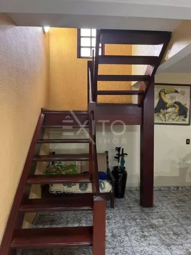 Casa térrea com 2 dormitórios e edícula à venda, 248 m² - Parque da Represa - Jundiaí/SP