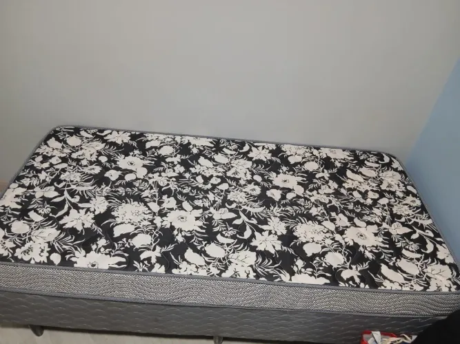 Cama de solteiro 