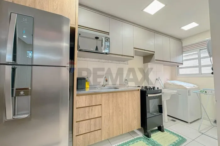 Apartamento à venda no Condomínio Vila das Paineiras em Região Norte de Londrina