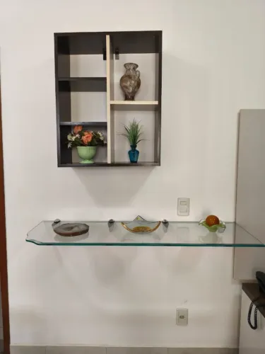 Prateleira de Vidro Temperado com Suportes Cromados