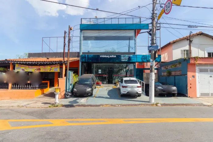 Loja na Rua Domingas Galleteri Blotta, 176 - Terreo 220 m²