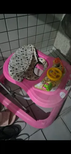 andador para bebês