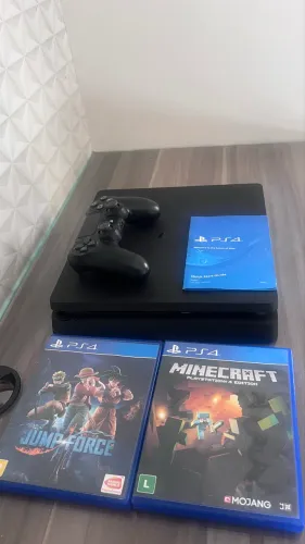 Ps4 com controle e dois jogos