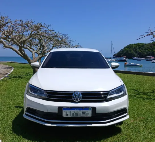 Volkswagen Jetta Trendline 1.4 TSI 16V 4P Mec. 2016