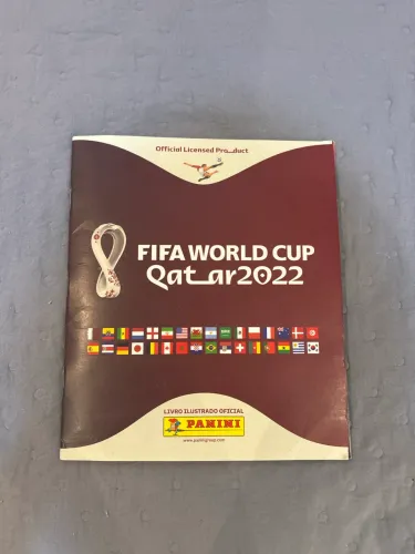 Álbum Panini Copa 2022 completo