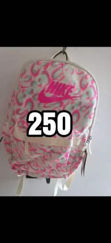 Mochilas nike vários modelos 