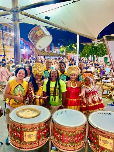 Banda Afro Axânti.