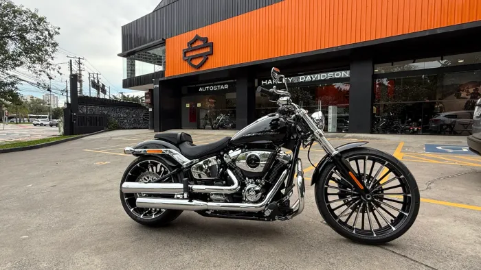 Harley Davidson Breakout 2025 estado de 0km + acessórios 