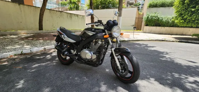 Suzuki gs500e 