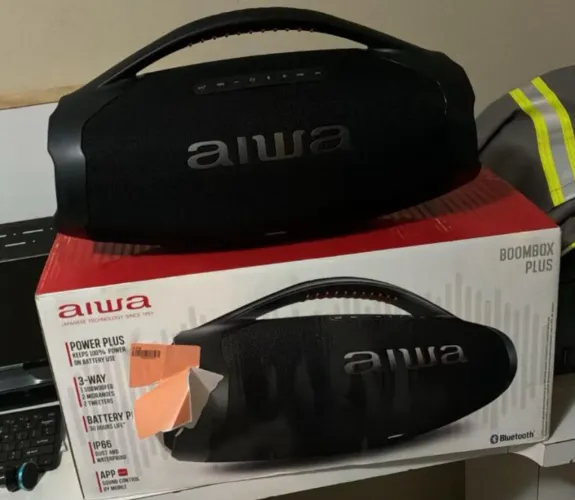 Caixa de som Boombox plus aiwa 