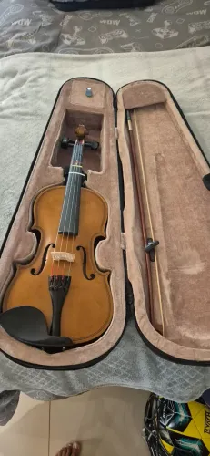 Violino 1/4 dasons acabamento brilho verniz claro com arco e estojo