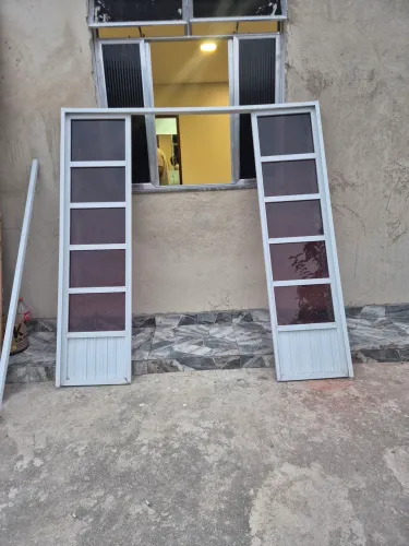 Porta de Aço 2 unidades 210 x 200 as 2 por 700