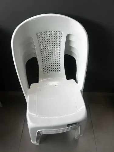 Mesa com 4 cadeiras