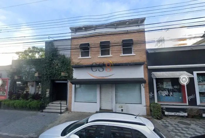 Casa Comercial à Venda em Curitiba-PR, Bairro Batel: 8 Salas, 3 Banheiros, 352m² de Área