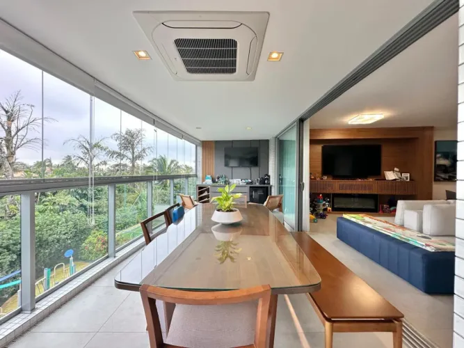 Duplex para venda em Riviera com 3 quartos, sendo 3 suítes, 175m²