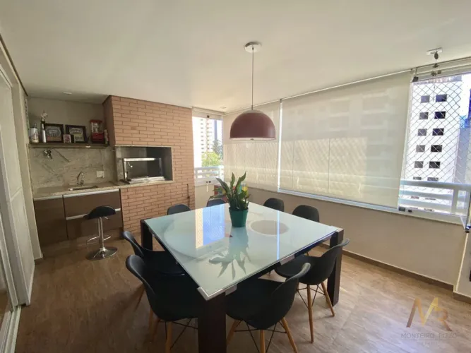 Apartamento no Morumbi com 3 suítes, terraço com churrasqueira fechado em vidro e 4 vagas