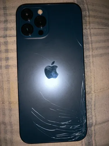 12 pro max troco pelo 11 normal 500$ de volta tem conversa um trinco atrás face id n pega