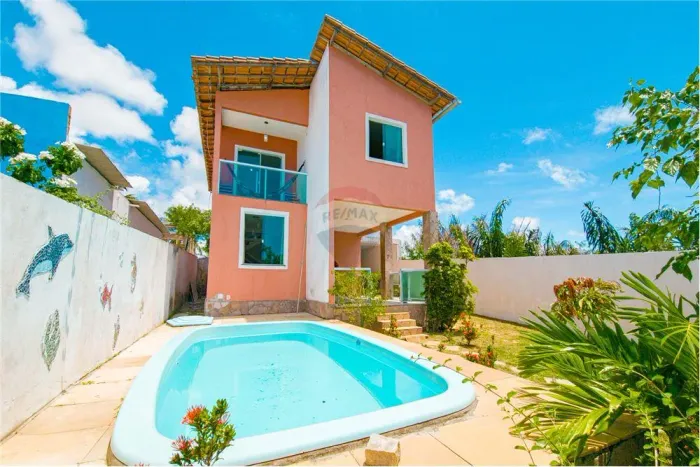 Casa em condomínio fechado em Jauá
