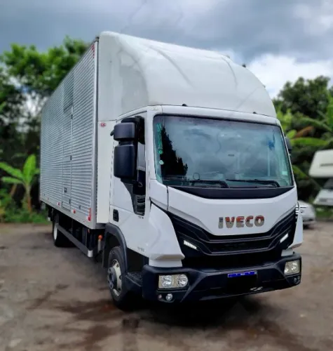 Iveco Tector 11-190 - 2025 (Baú com plataforma / 3 unidades)