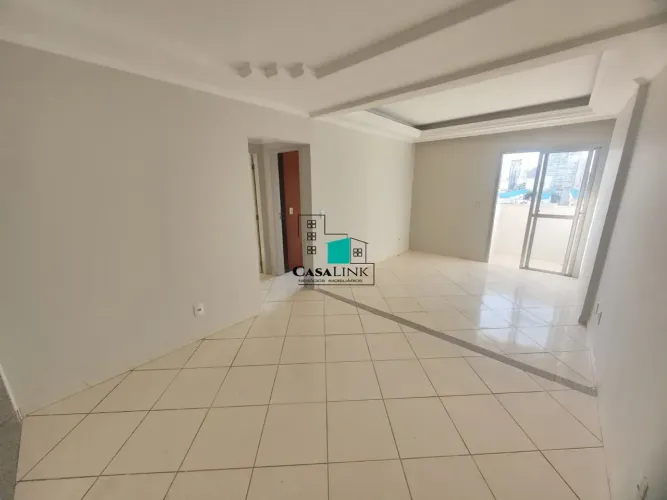 Aluga-se Apartamento 2 Quartos no Bairro Itapuã