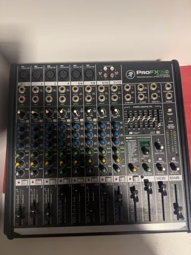 Mesa de som