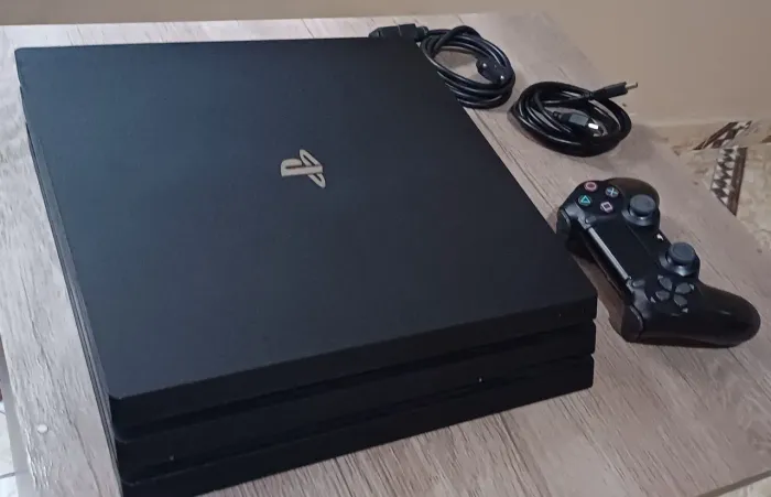Playstation 4 pro 4k 1TB aceito cartão