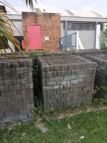 Pedra de 8cm para calçamento.