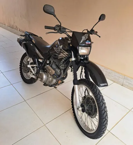 Vendo XT 600 E 2002 Abaixo FIPE