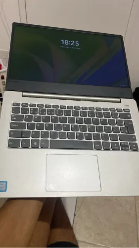 Notebook Lenovo icore i7 12 de RAM