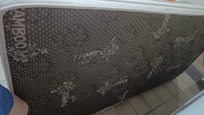 Cama box + colchão solteirão