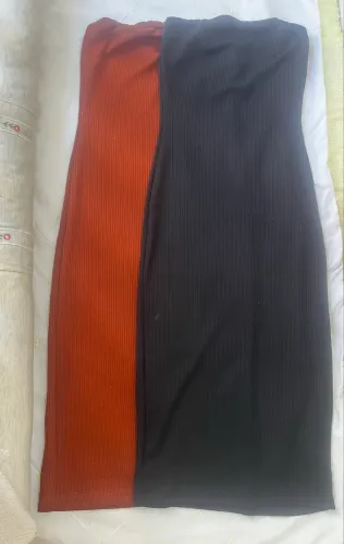 2 vestidos midi (preto e terracota ) 