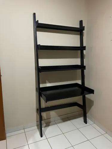 Escrivaninha/escada Tok&Stok preta 98cm X 2,08m