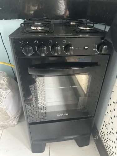 Vendo fogão de 4 cadeiras