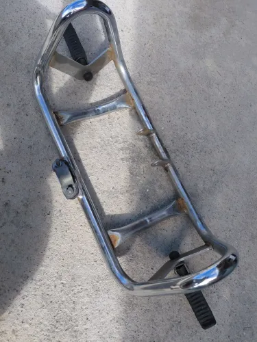 Protetor de motor (mata cachorro) usado