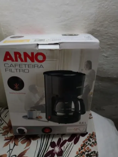 Cafeteira arno 0,6L/12 cafés.