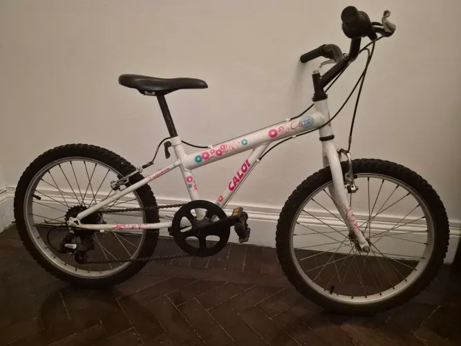 BICICLETA INFANTIL CALOI CECI ARO 20 COM 7 MARCHAS, LINDA!