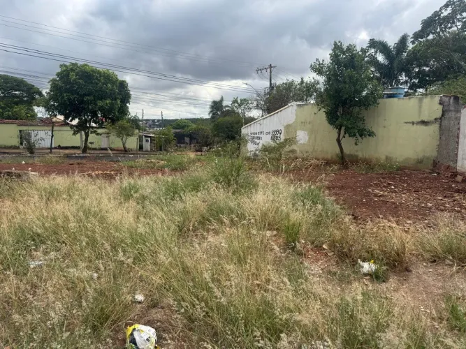 Vendo/Troco Terreno