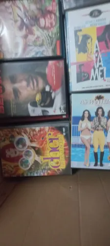 Lote com 191 DVDs ...
