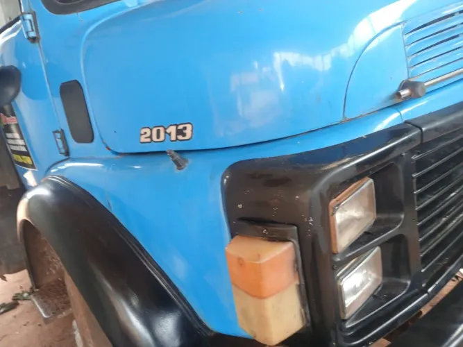 Caminhão tope pra vender logo