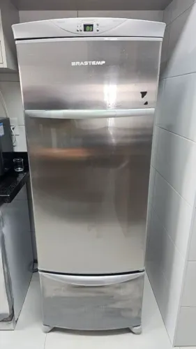 Geladeira Brastemp All Refrigerator 360 lts 220v
