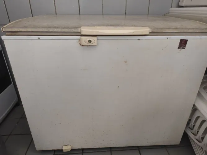 Vendo freezer horizontal Consul . contato ZAP *