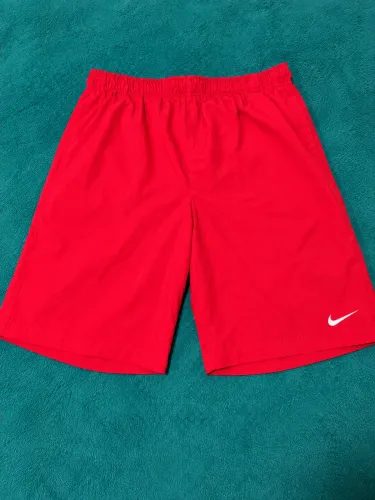 Bermuda Nike