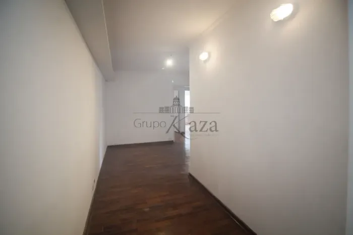 Apartamento - Jardim Paulista - 3 Dormitórios - 106m².